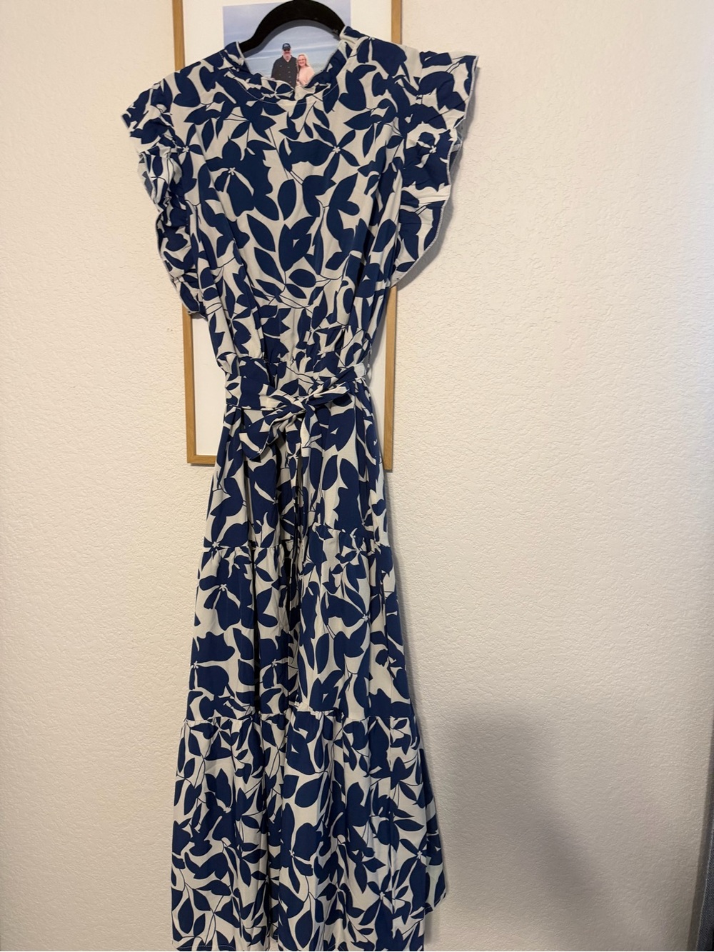 SHEIN Navy and White Leaf-Print Maxi Dress with Tie Waist